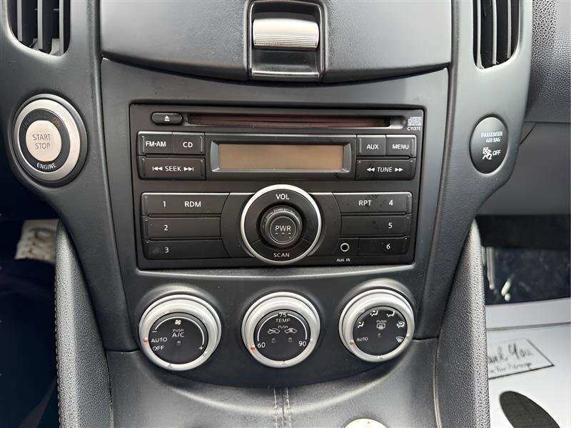 Used 2009 Nissan 370Z Coupe w/ Sport Pkg RWD image 25