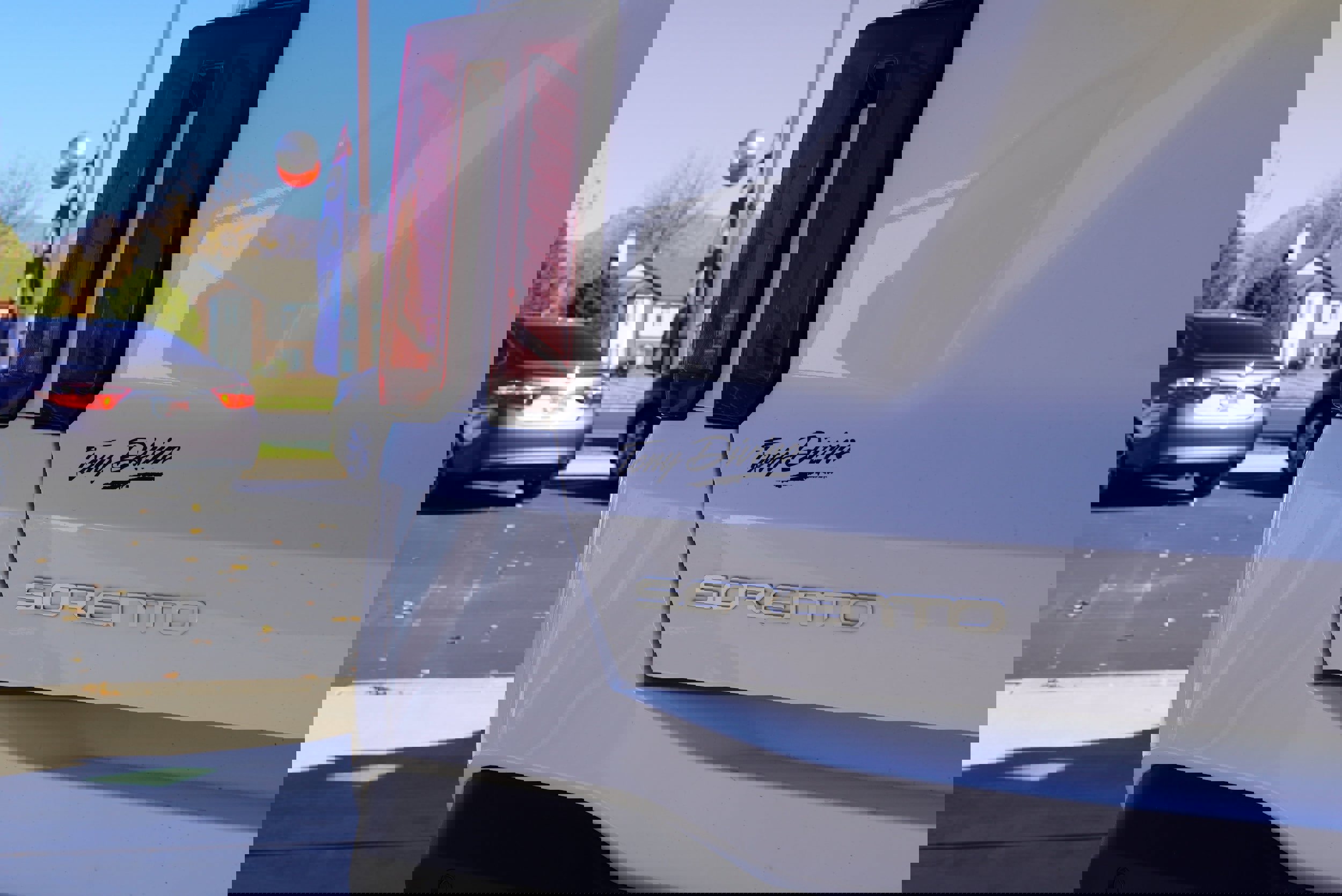 Used 2024 Kia Sorento S image 14