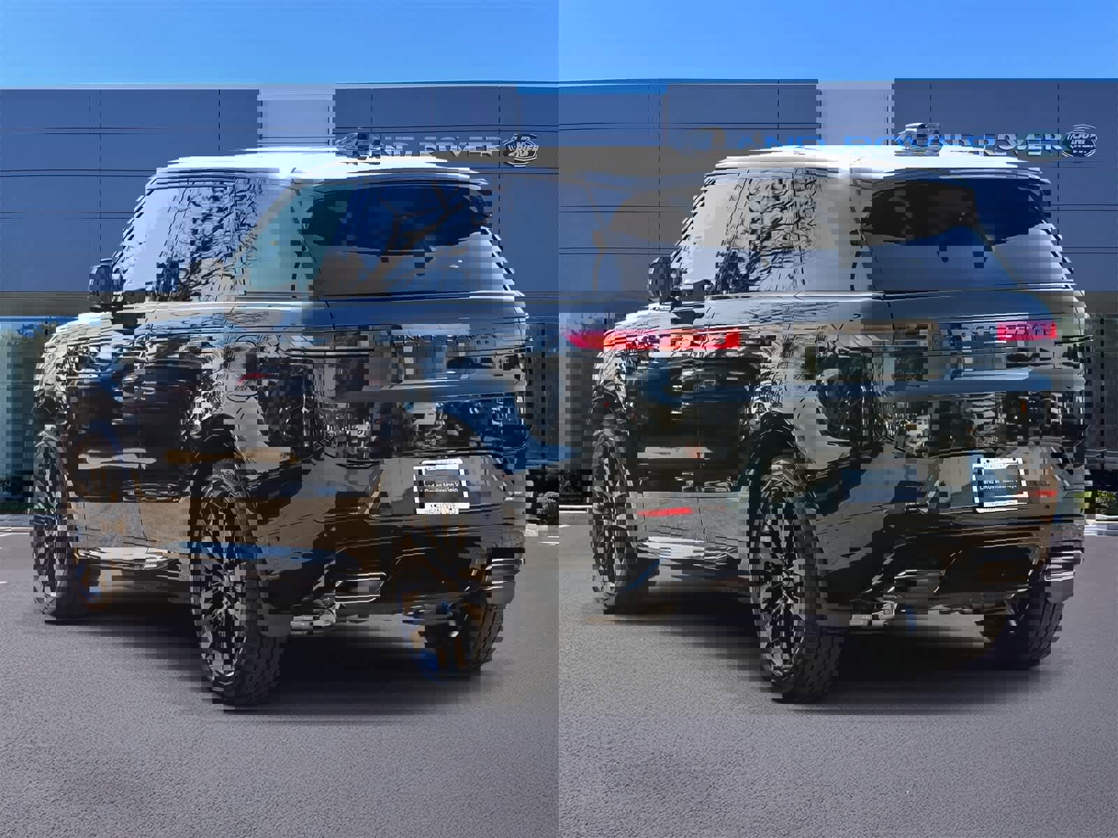 New 2026 Land Rover Range Rover Sport Dynamic SE image 8