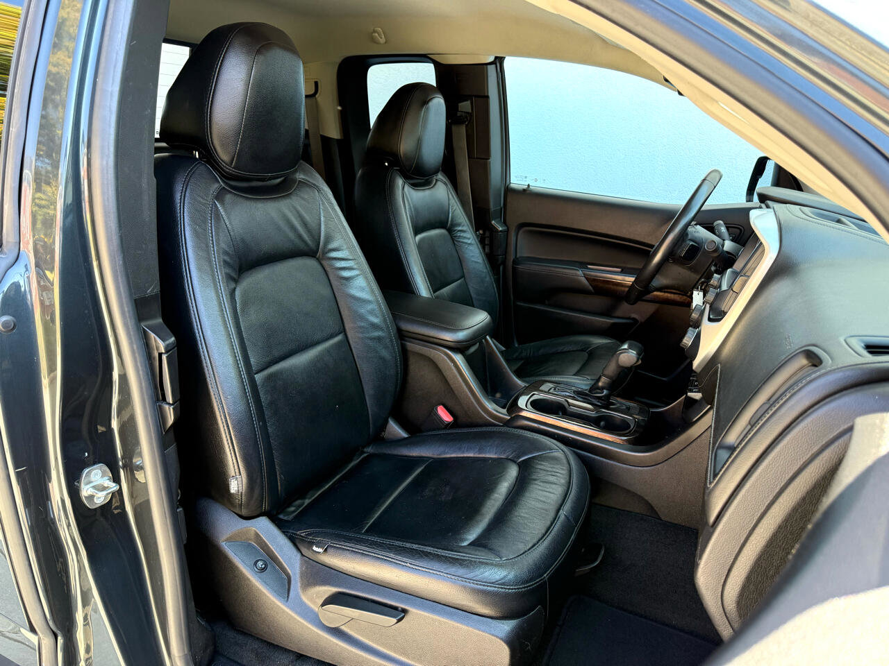 Used 2018 GMC Canyon SLE w/ SLE Convenience Package image 32