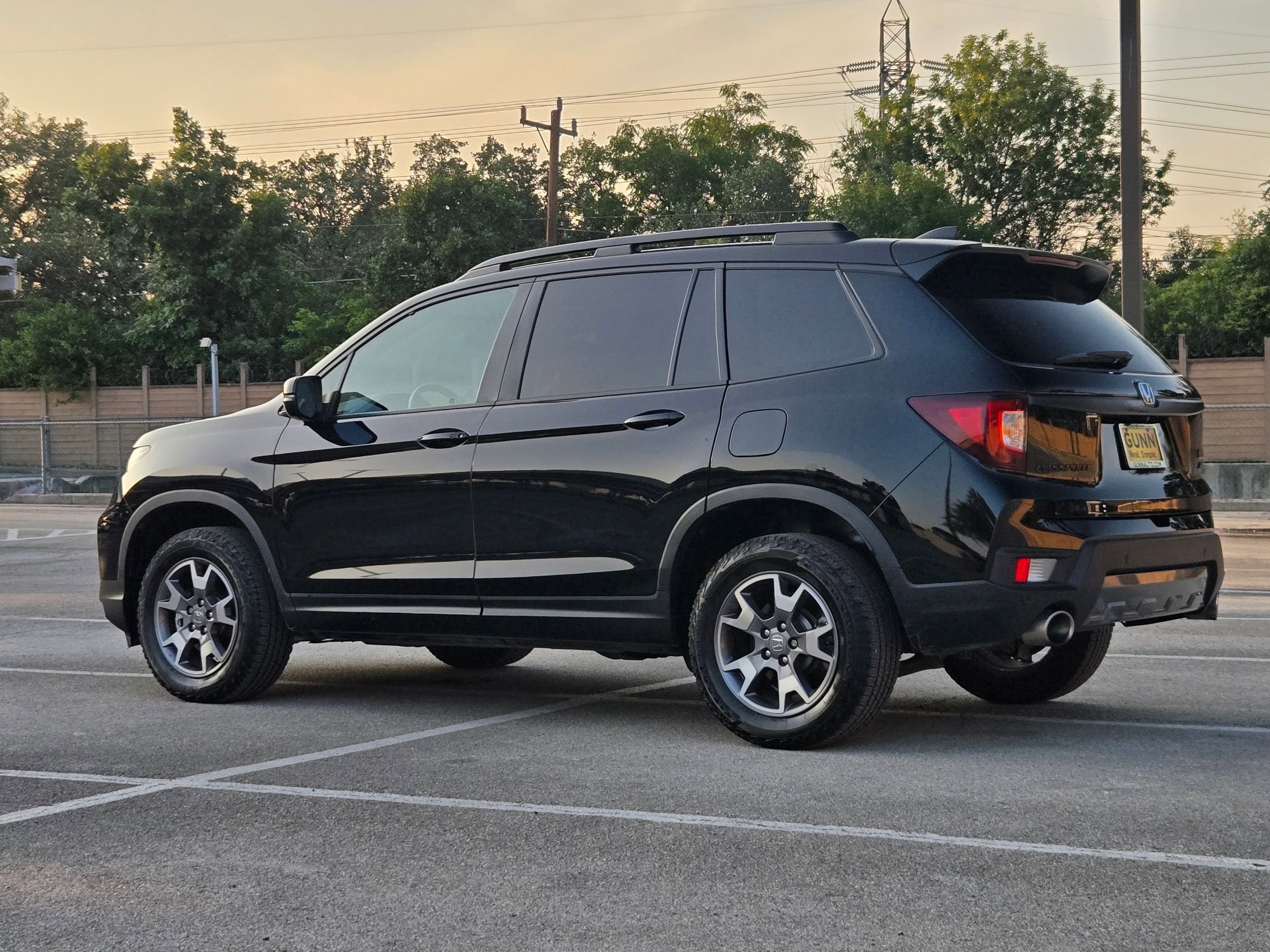 Used 2023 Honda Passport TrailSport image 6