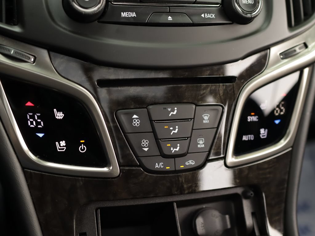 Used 2015 Buick LaCrosse Premium w/ Driver Confidence Package #1 FWD image 18