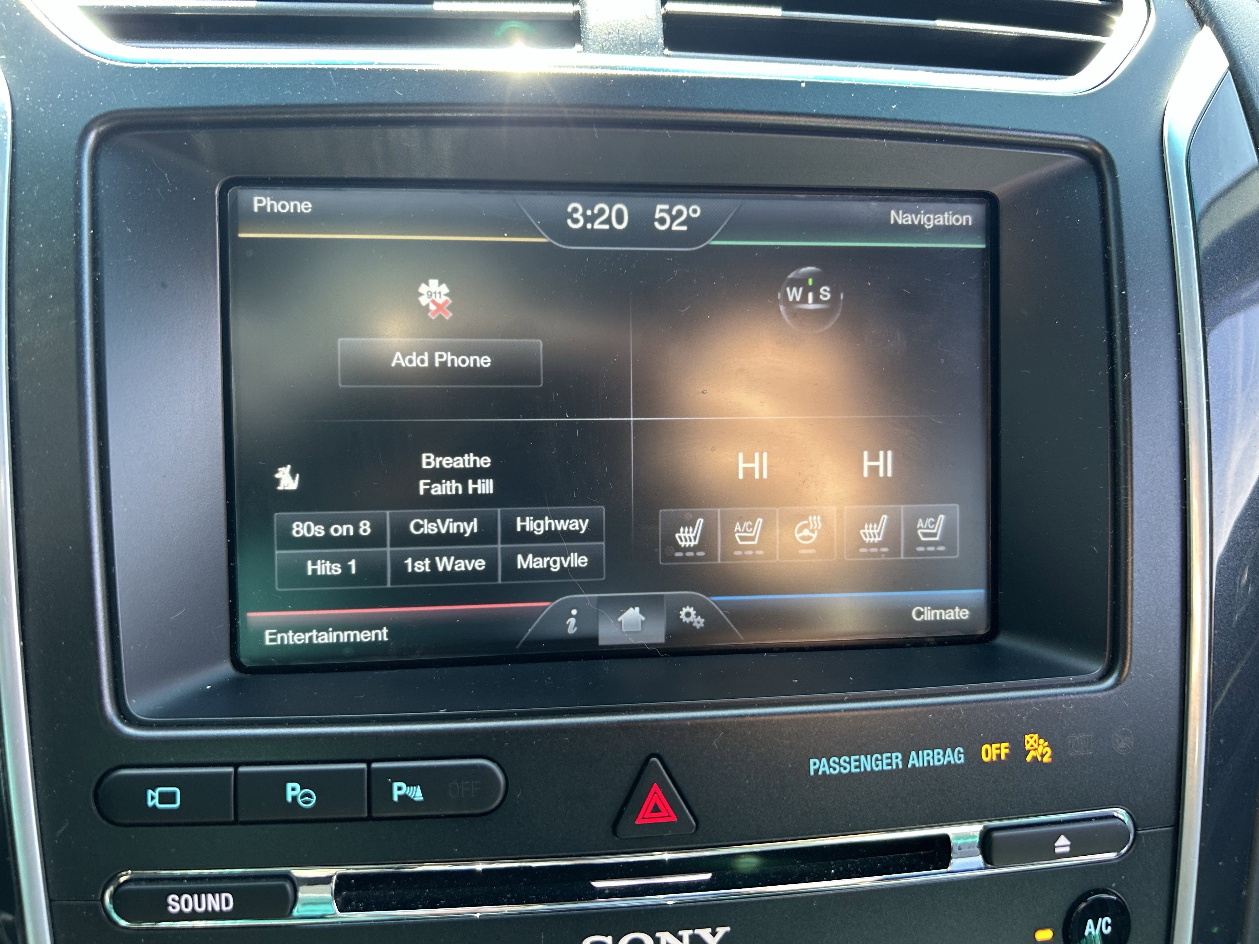 Used 2016 Ford Explorer Platinum image 12