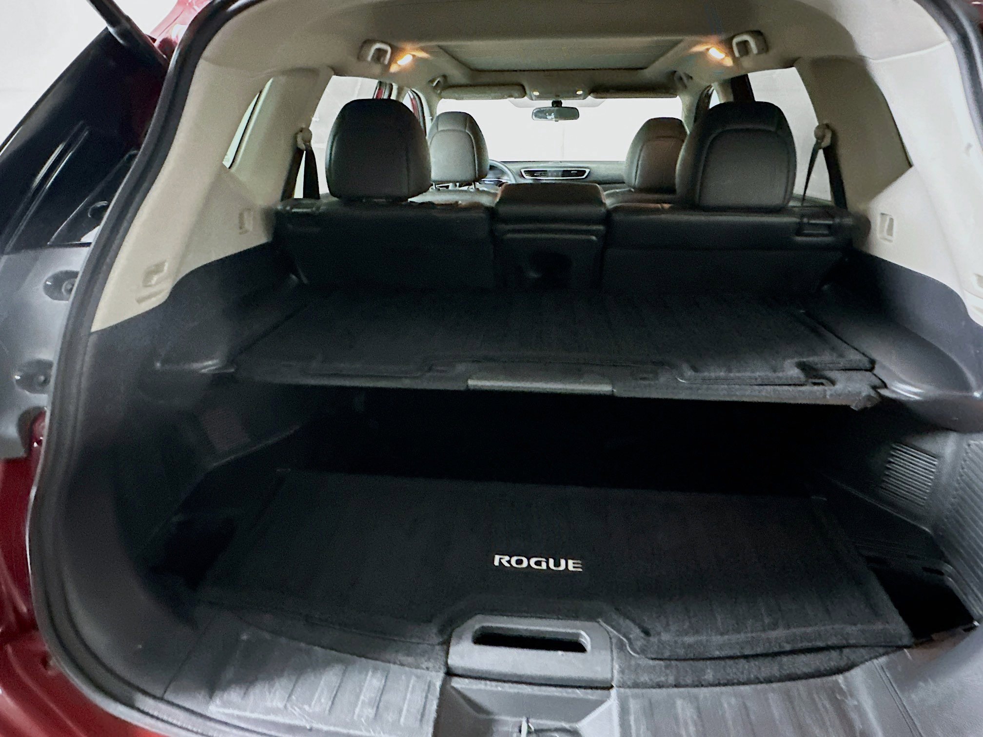 Used 2015 Nissan Rogue SL w/ SL Premium Package image 27