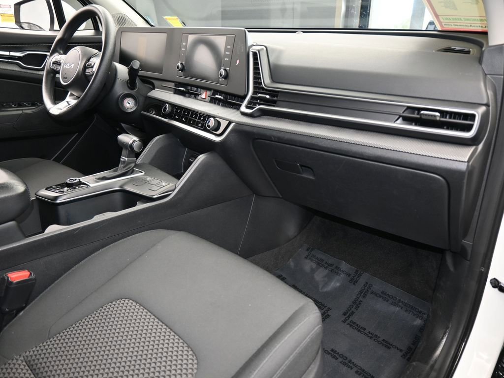 Used 2023 Kia Sportage LX image 43