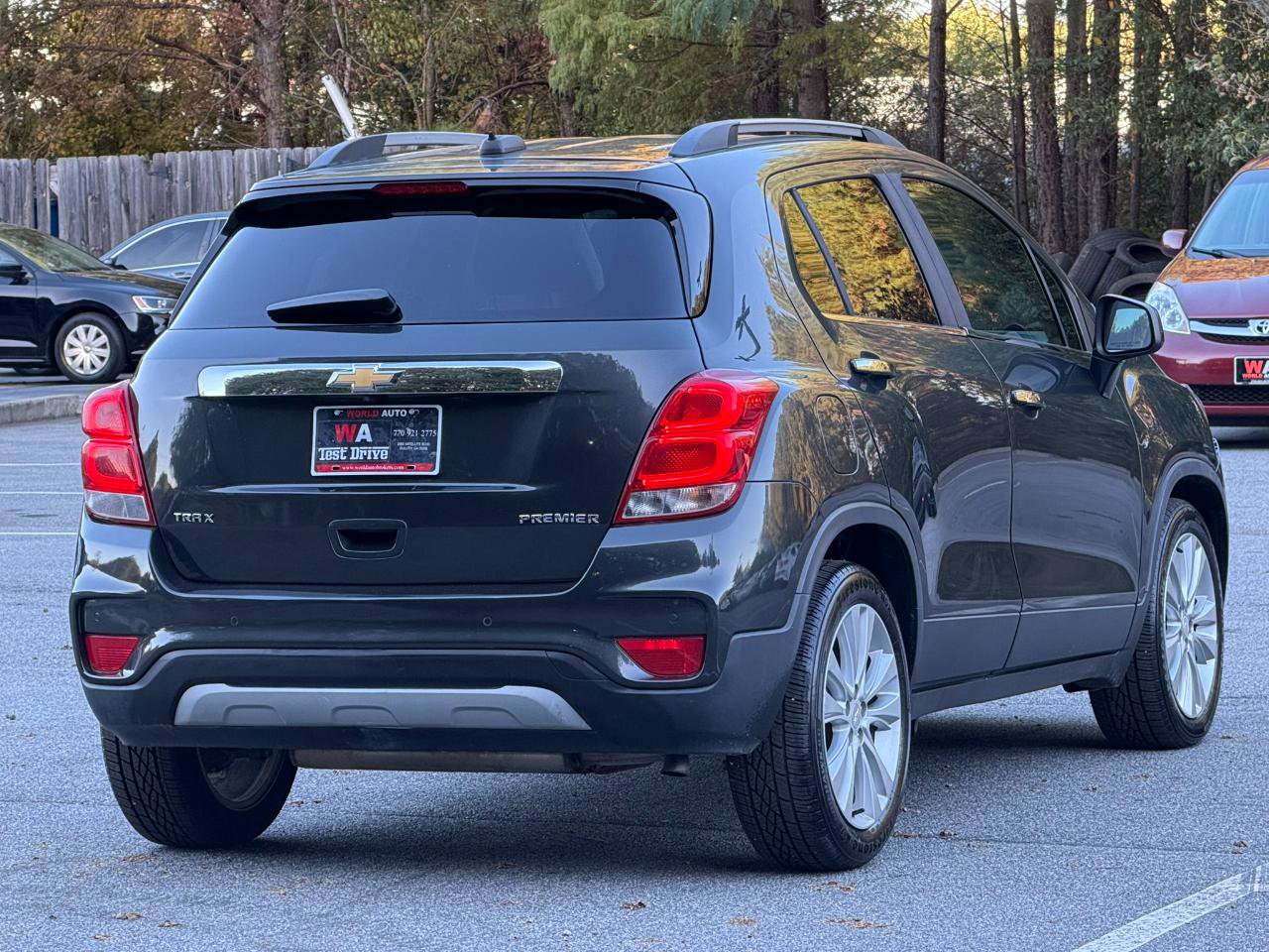 Used 2020 Chevrolet Trax Premier FWD image 4