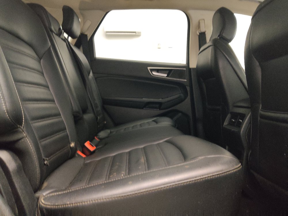 Used 2019 Ford Edge SEL w/ Equipment Group 201A FWD image 19