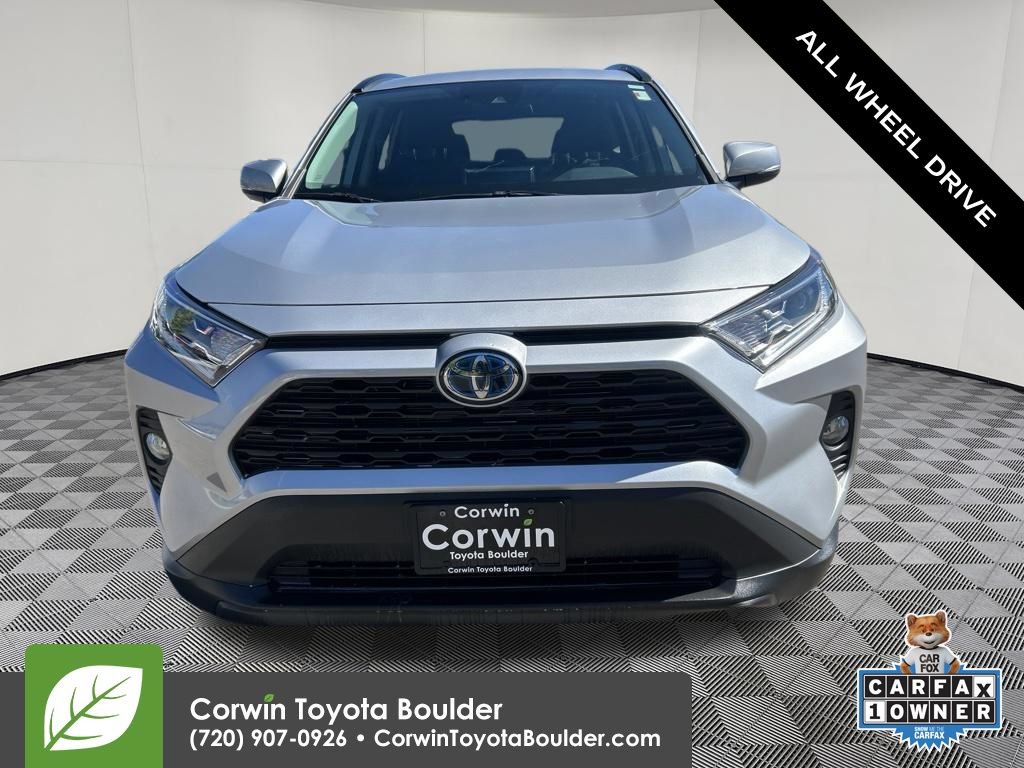 Used 2020 Toyota RAV4 XLE w/ XLE Grade Weather Package AWD/4WD image 2