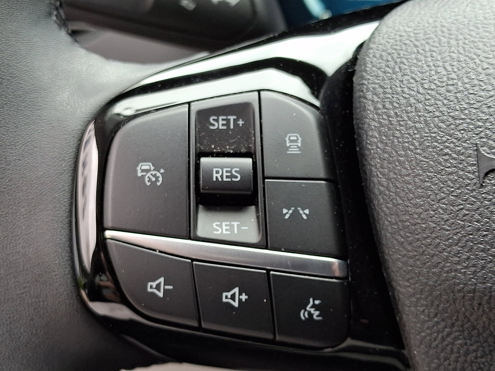 Certified 2023 Ford Escape Active w/ Tech Pack #2 FWD image 24