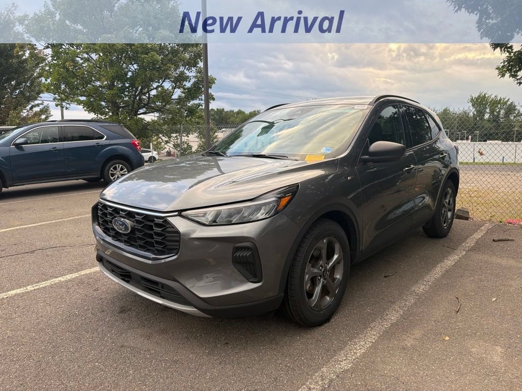 Used 2025 Ford Escape ST-Line