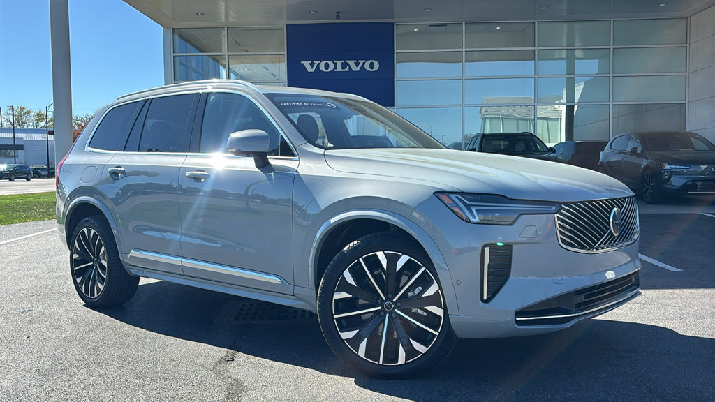 Certified 2026 Volvo XC90 B6 Plus AWD/4WD image 3