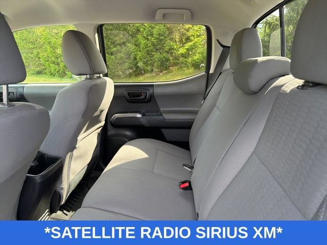 Used 2018 Toyota Tacoma SR5 AWD/4WD image 7