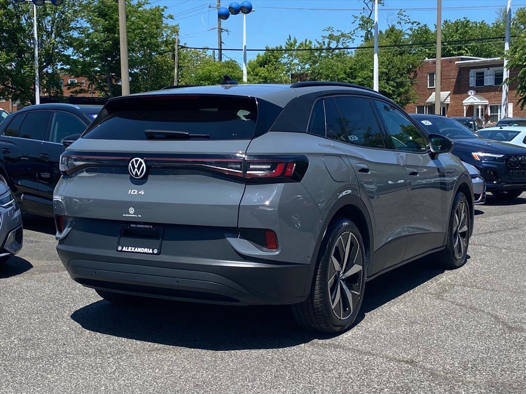 Certified 2025 Volkswagen ID.4 Pro S RWD image 3