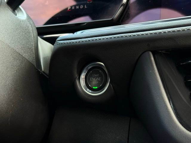 Used 2025 Chevrolet Tahoe LT image 32