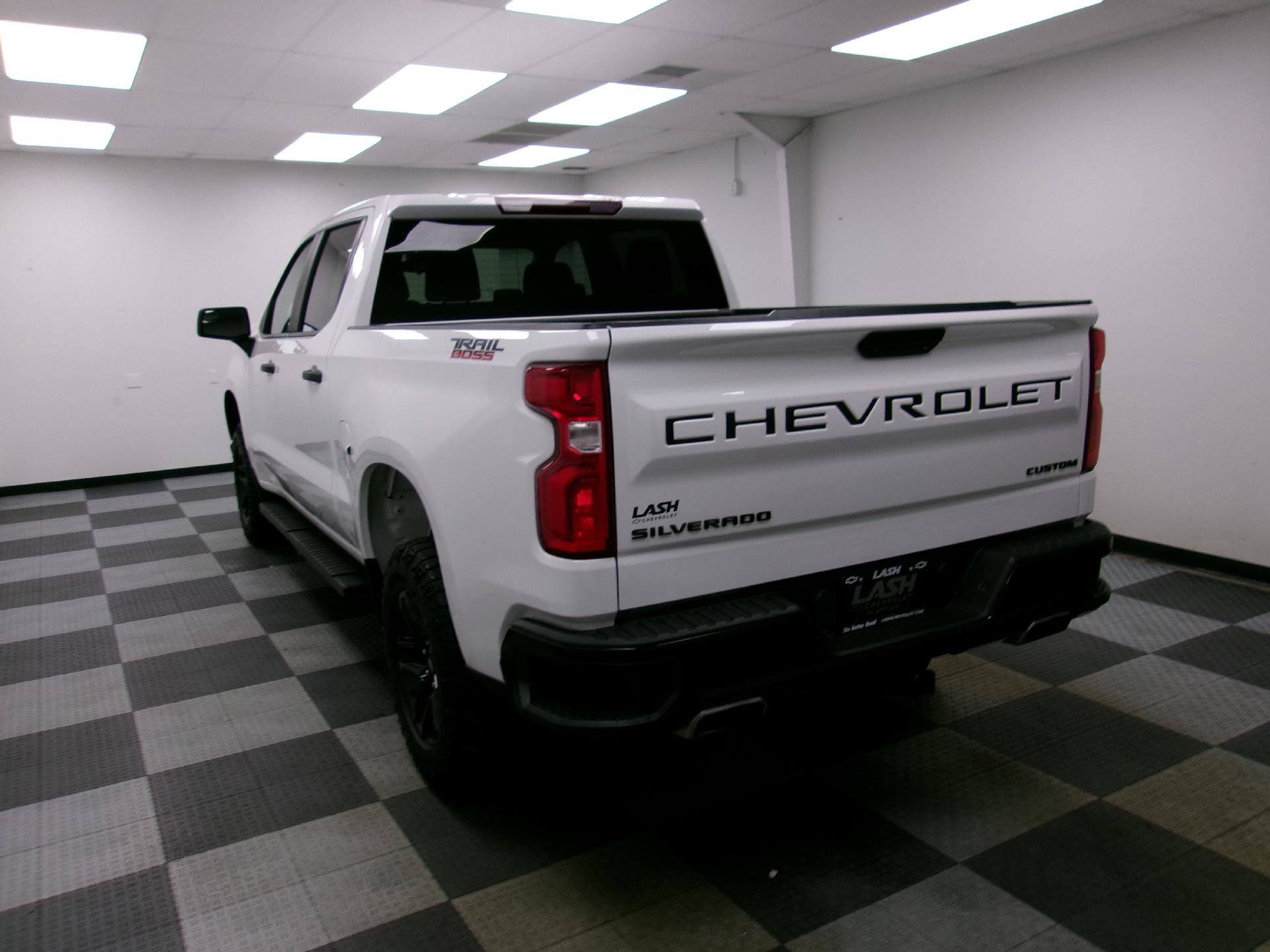 Certified 2021 Chevrolet Silverado 1500 Custom Trail Boss w/ Safety Confidence Package image 2