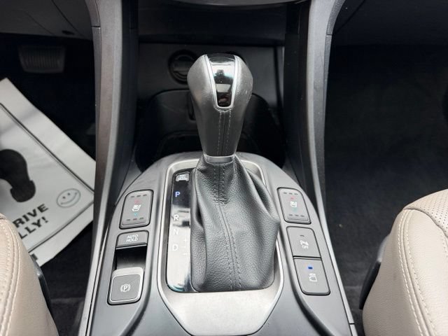 Used 2019 Hyundai Santa Fe XL AWD/4WD image 17