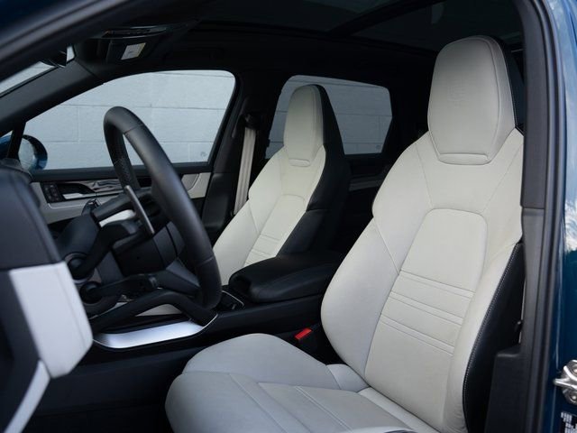 Certified 2025 Porsche Cayenne S image 5