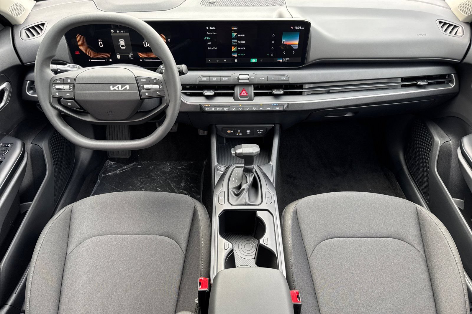 New 2026 Kia K4 FWD image 13