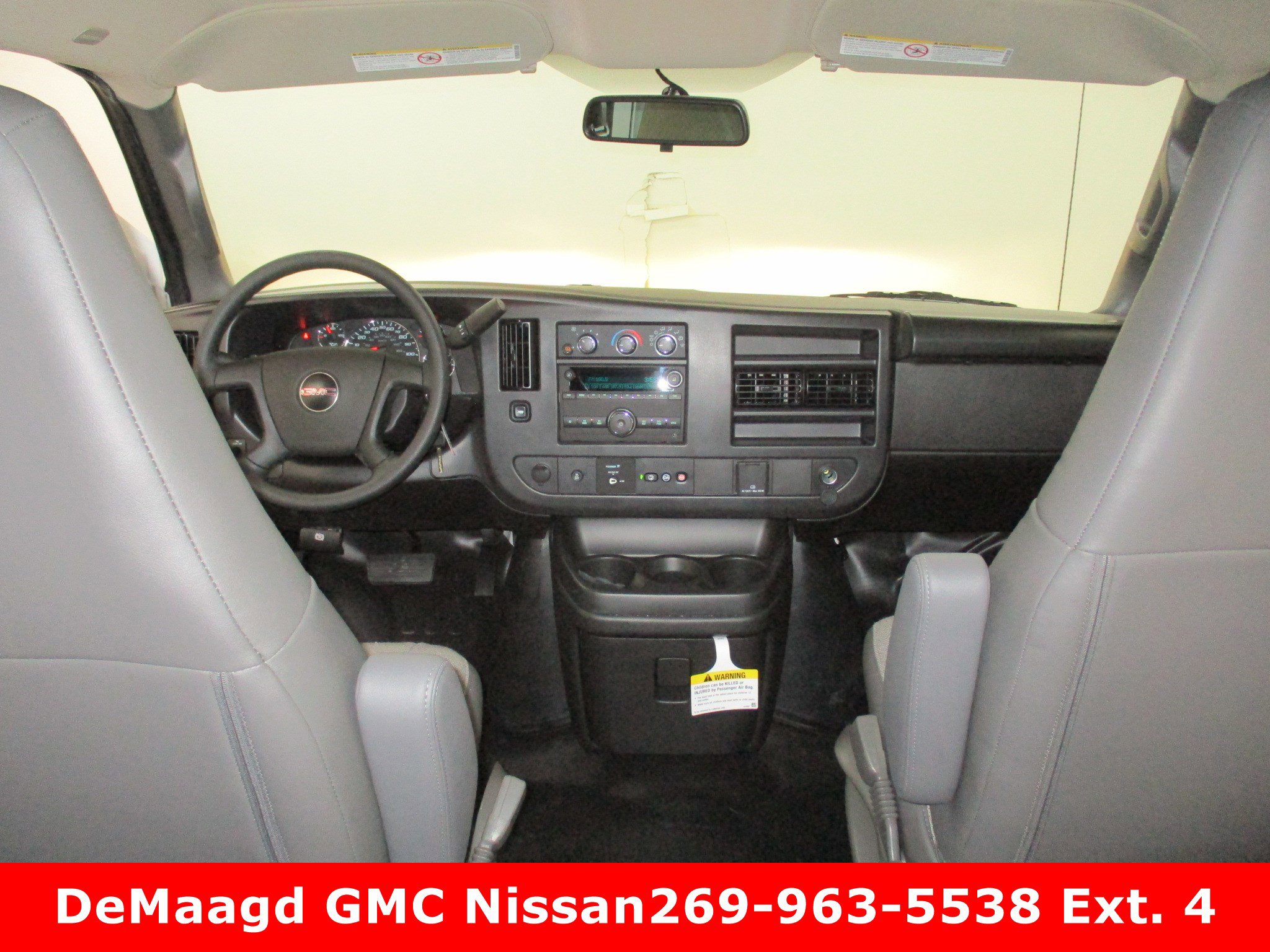 New 2025 GMC Savana 3500 image 28