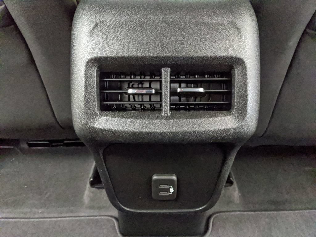 Used 2020 Chevrolet Equinox LT FWD image 17