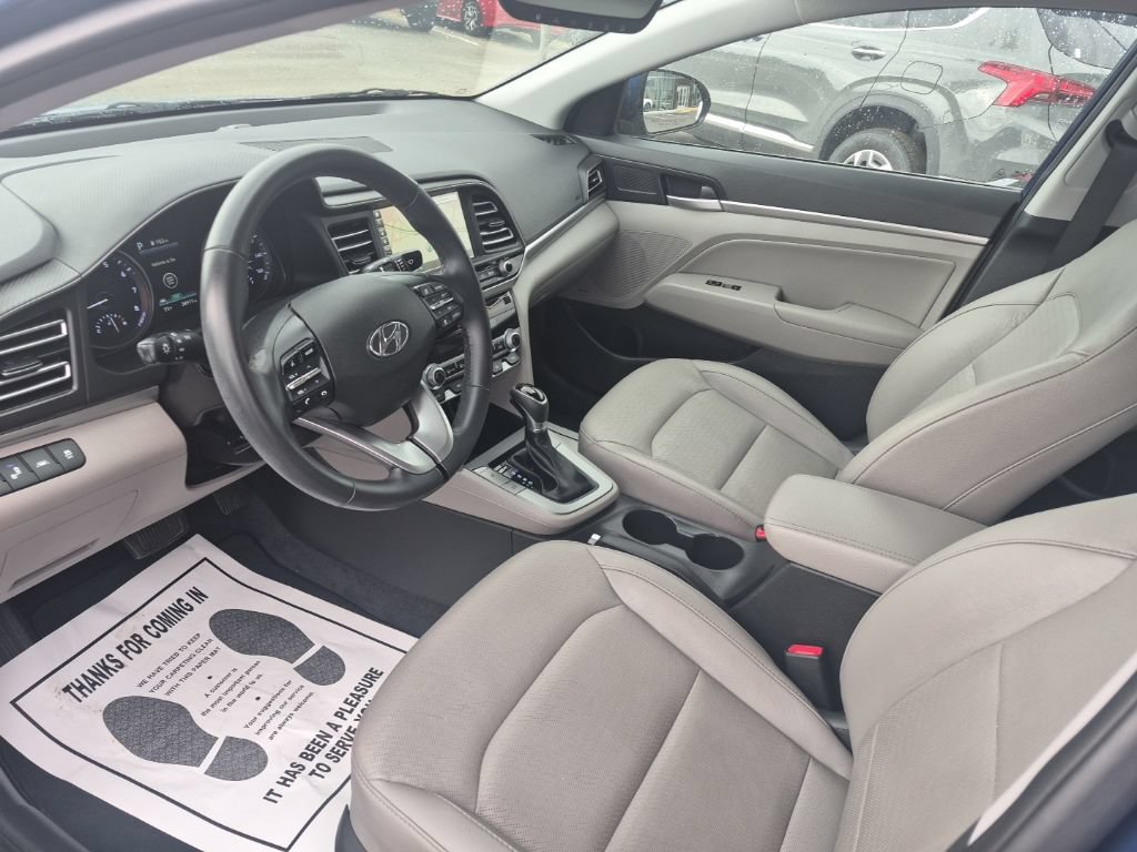 Used 2020 Hyundai Elantra Limited w/ Ultimate Package 03 FWD image 9