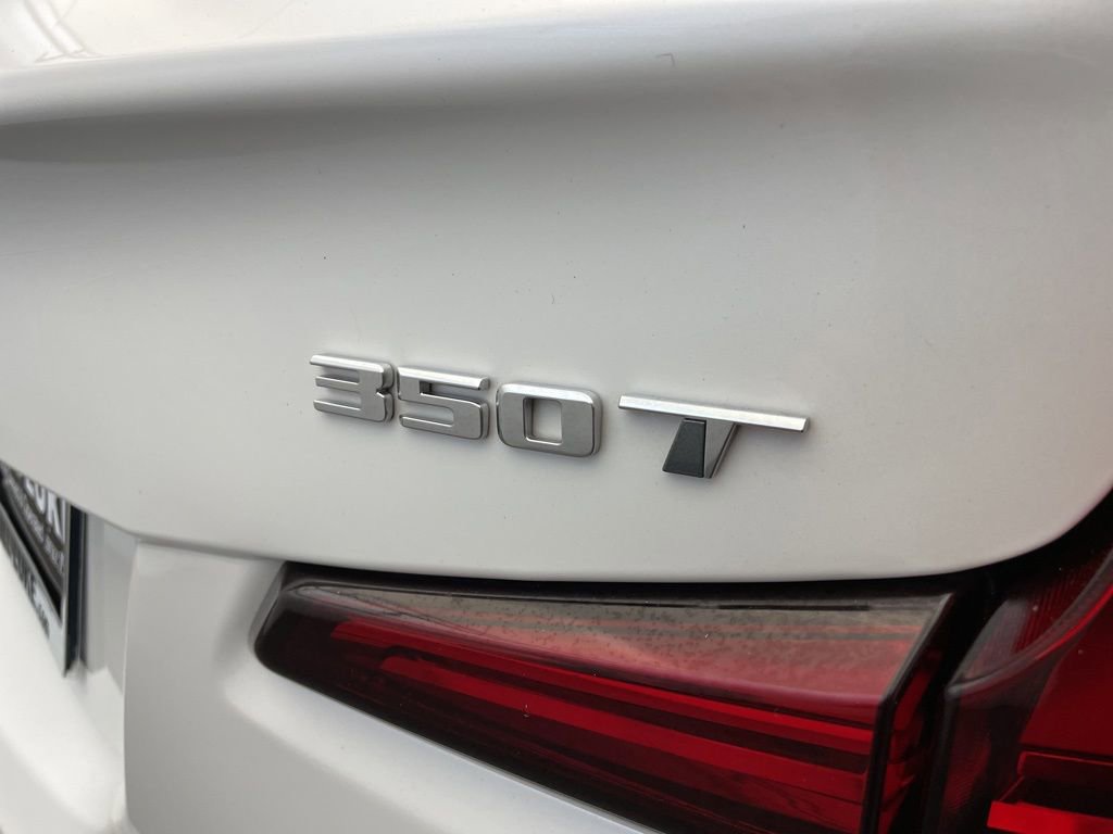 Used 2024 Cadillac XT4 Premium Luxury image 8