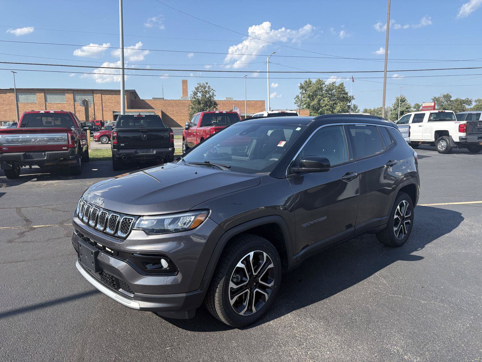 Used 2023 Jeep Compass Limited w/ Sun and Sound Group AWD/4WD image 22