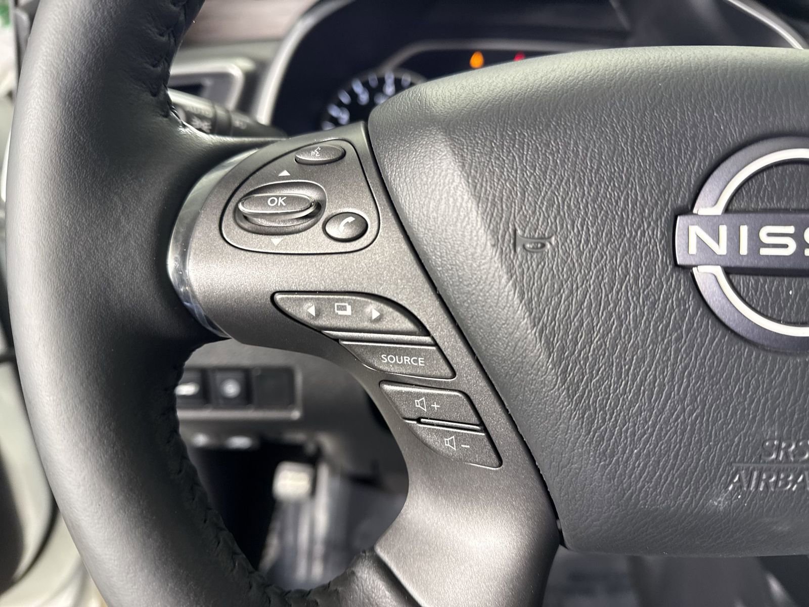 Certified 2024 Nissan Murano Platinum w/ Cargo Package image 13