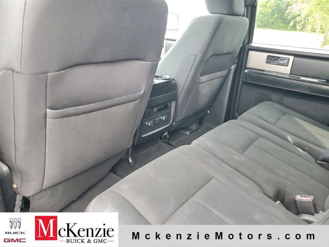 Used 2017 Ford Expedition XLT AWD/4WD image 24