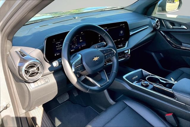 Used 2026 Chevrolet Equinox LT w/ Convenience Package II AWD/4WD image 17