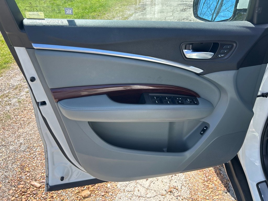 Used 2016 Acura MDX SH-AWD w/ Technology Package image 7