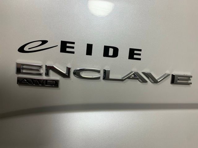 Used 2022 Buick Enclave Avenir w/ Avenir Technology Package image 40