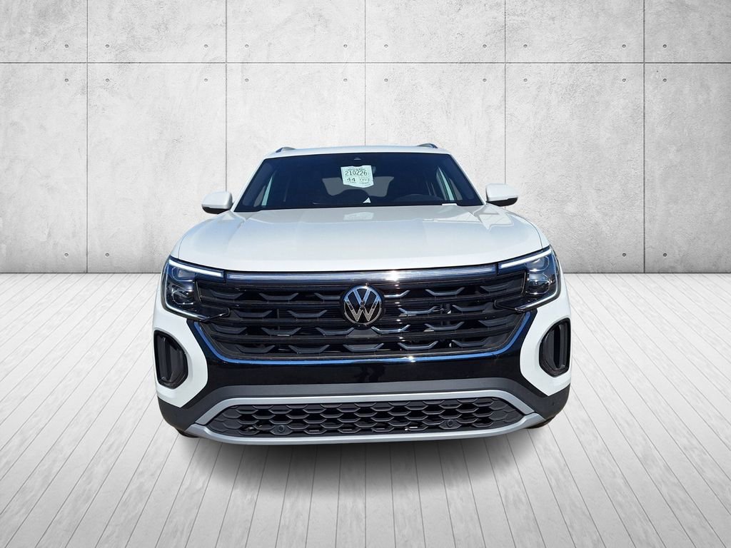 New 2026 Volkswagen Atlas Cross Sport SE image 2