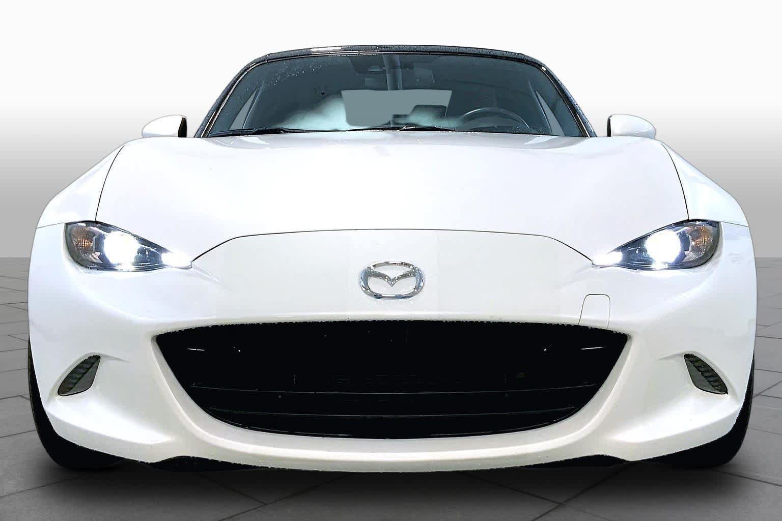 Used 2023 MAZDA MX-5 Miata Grand Touring RWD image 3