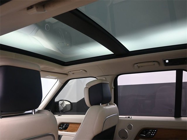 Used 2020 Land Rover Range Rover Autobiography image 10