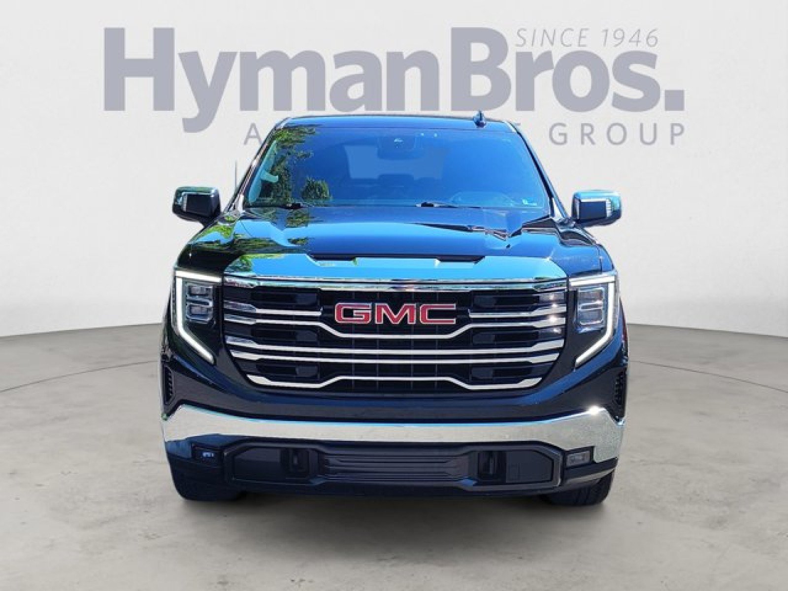 Used 2023 GMC Sierra 1500 SLT w/ SLT Premium Package AWD/4WD image 8