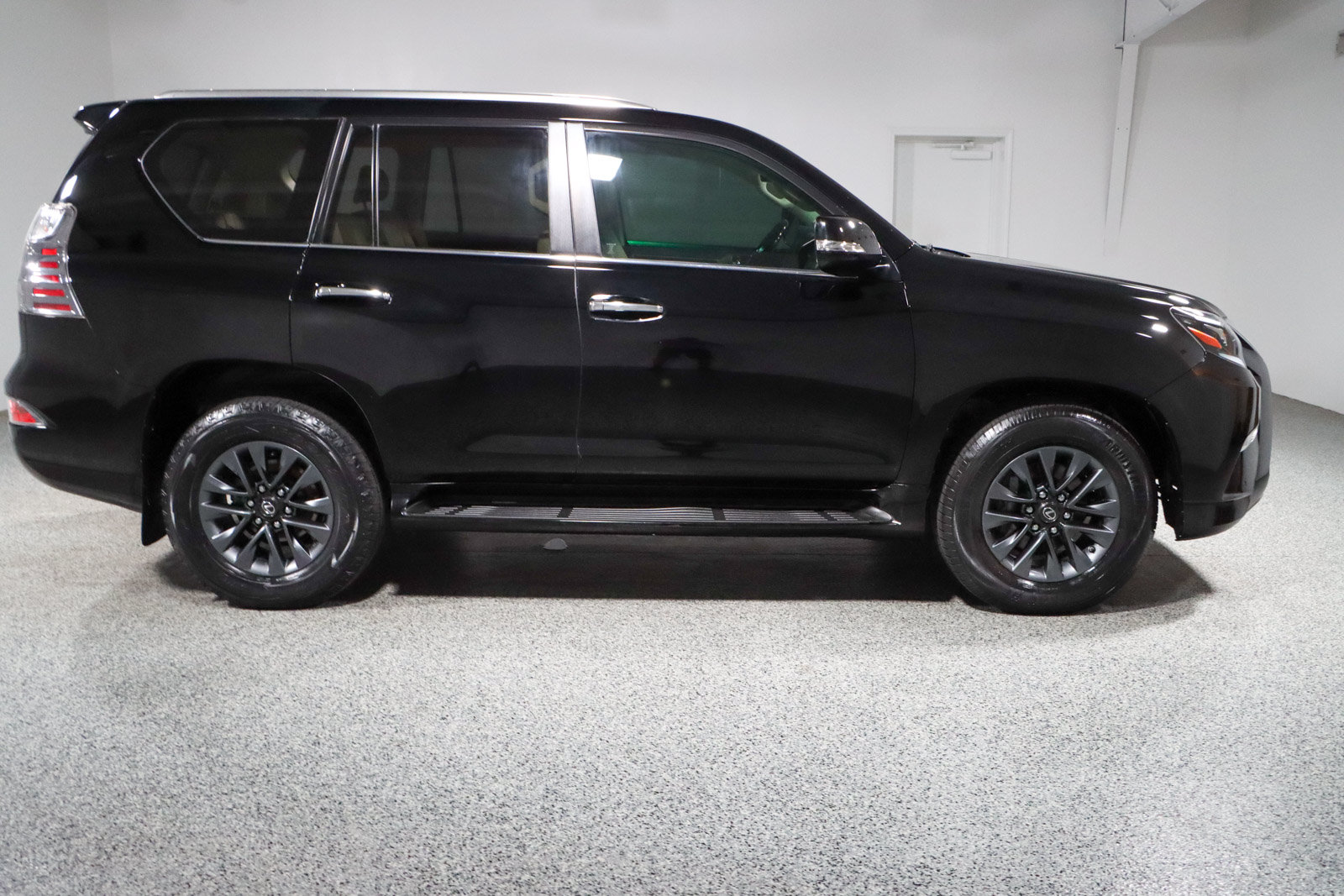 Used 2021 Lexus GX 460 Premium w/ Premium Plus Package AWD/4WD image 6