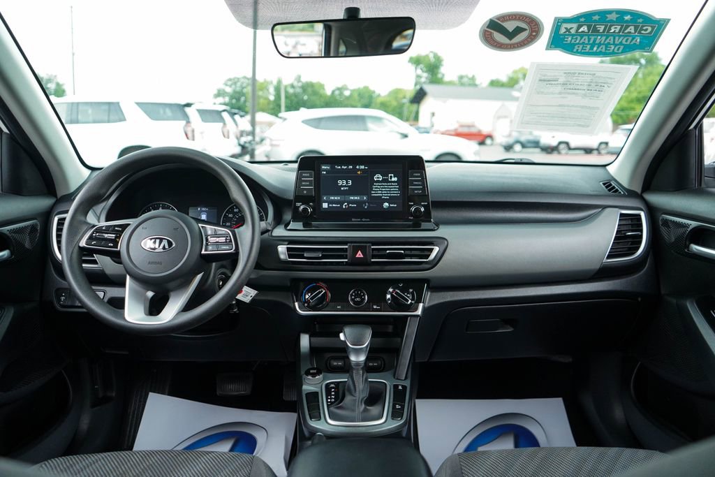 Used 2021 Kia Seltos LX AWD/4WD image 8