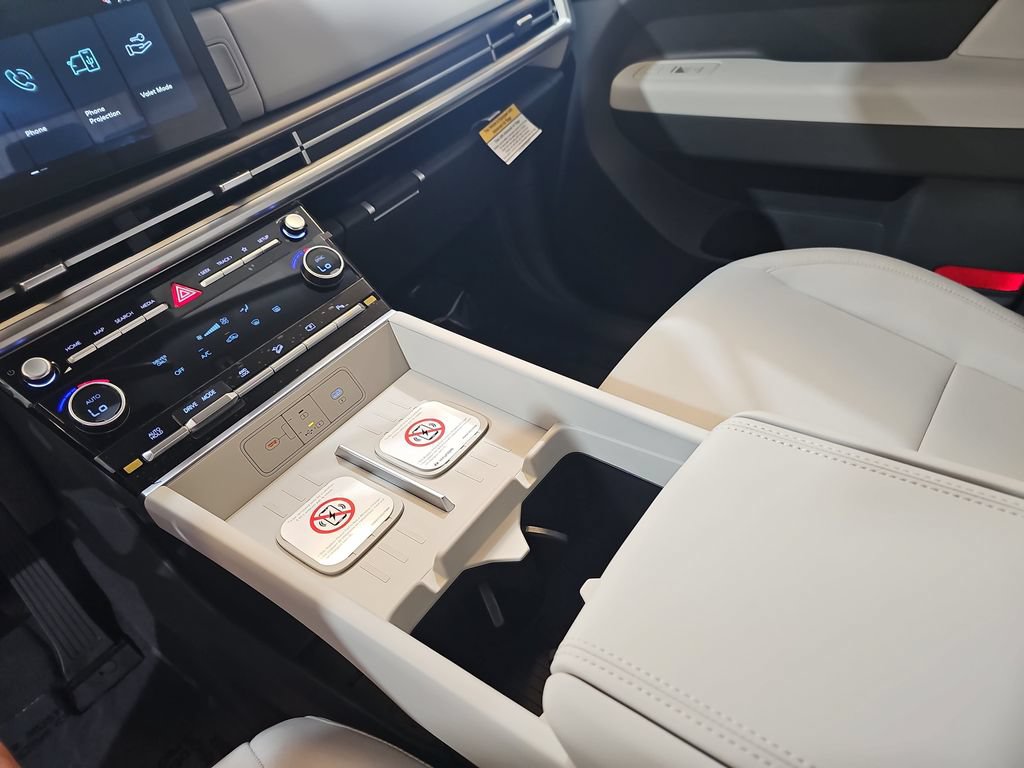 New 2026 Hyundai Santa Fe SE AWD/4WD image 25