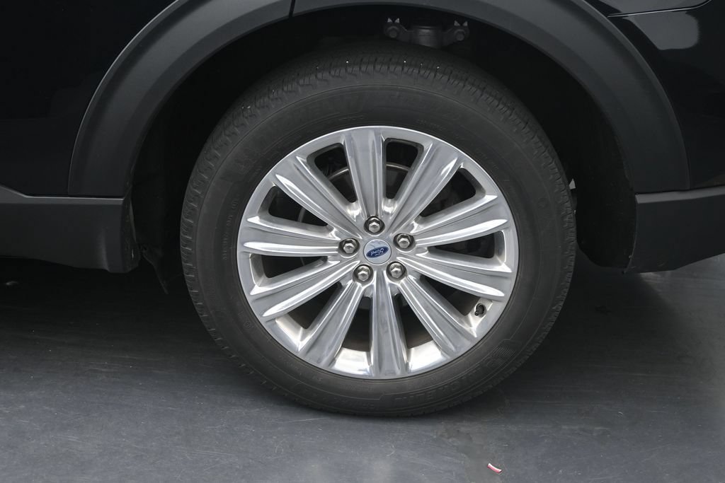 Used 2023 Ford Explorer Limited w/ Limited Technology Package AWD/4WD image 13