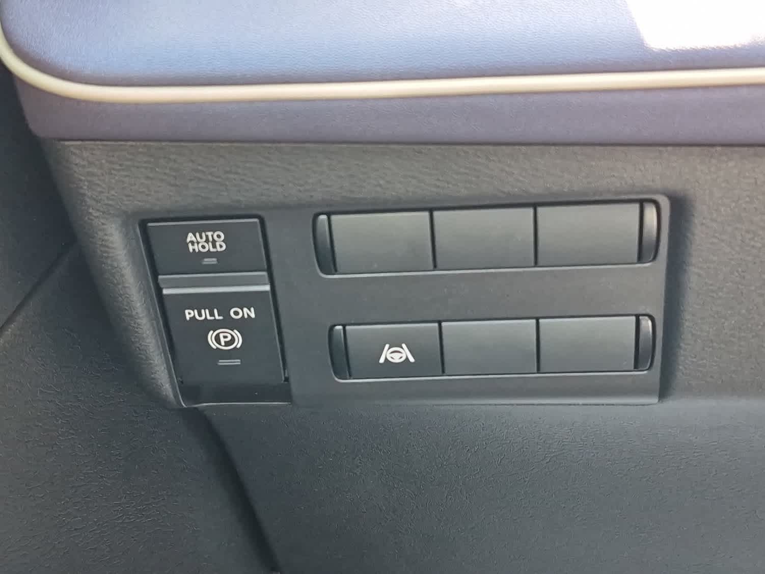 New 2026 Nissan Leaf SV+ w/ Floor Mat Package (SV+) FWD image 15