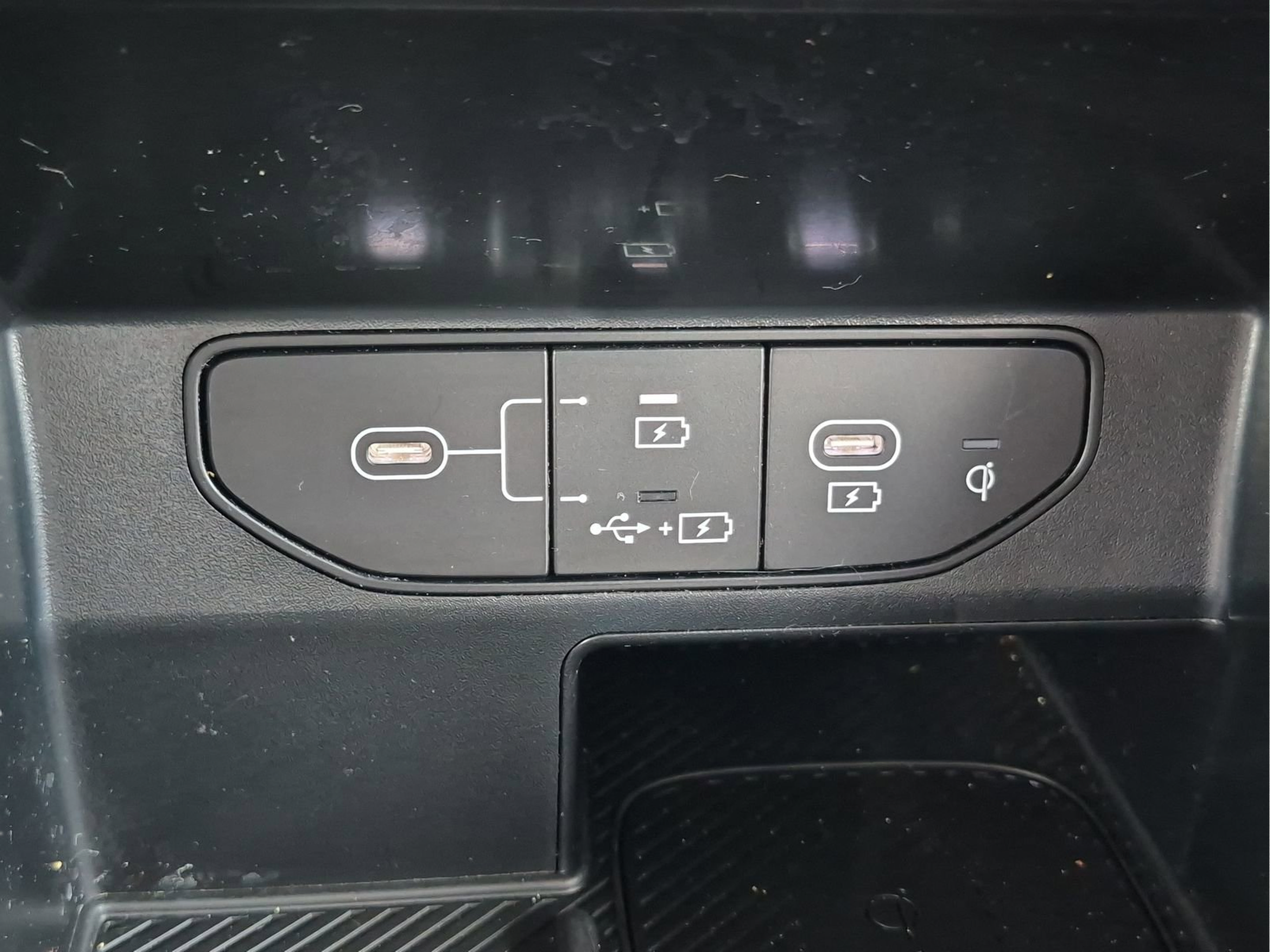 Used 2025 Kia Sorento S FWD image 27