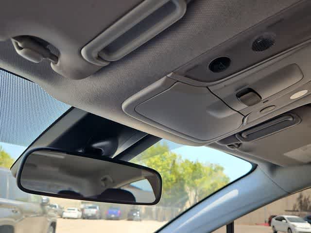 Used 2019 Toyota Prius L Eco FWD image 26