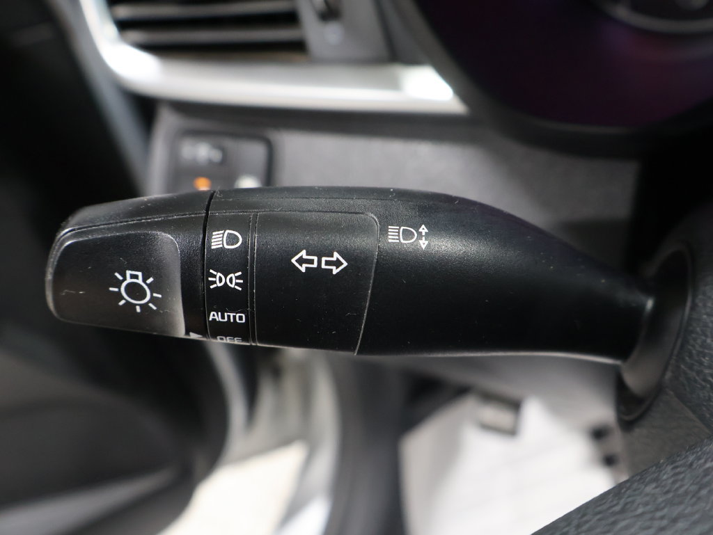 Used 2020 Kia Optima LX FWD image 32