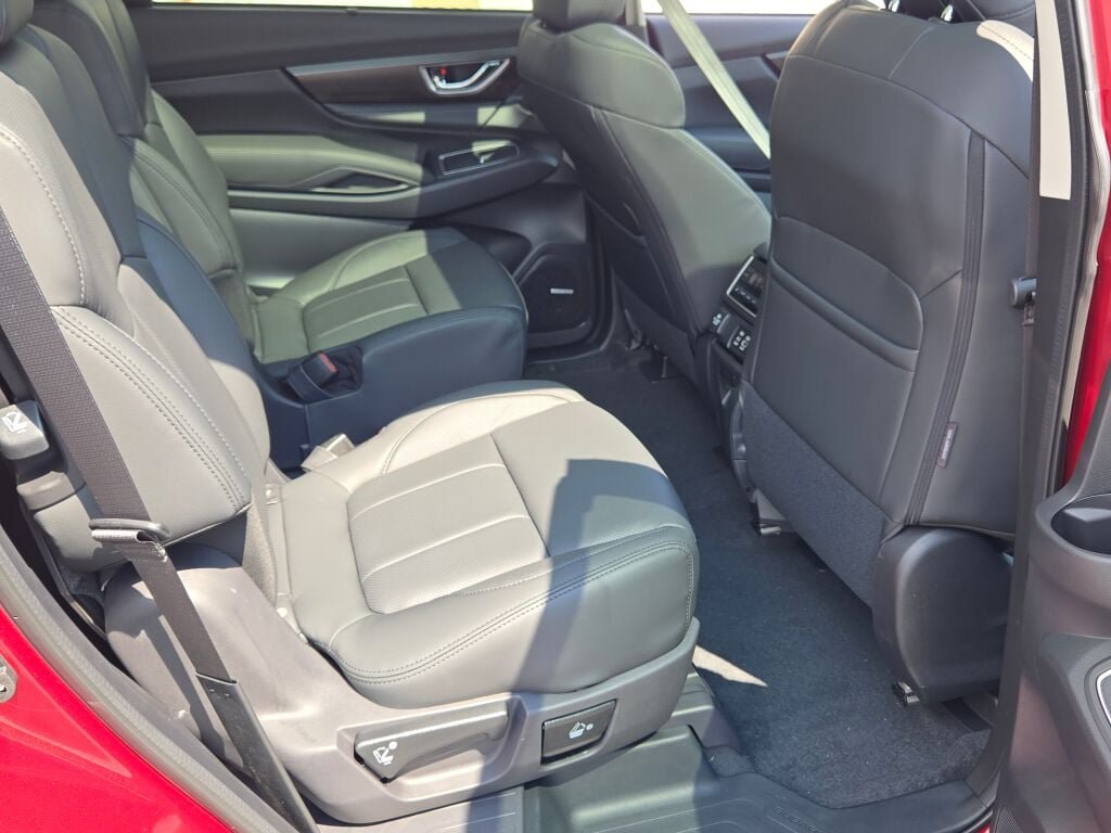 New 2026 Subaru Ascent Touring AWD/4WD image 8