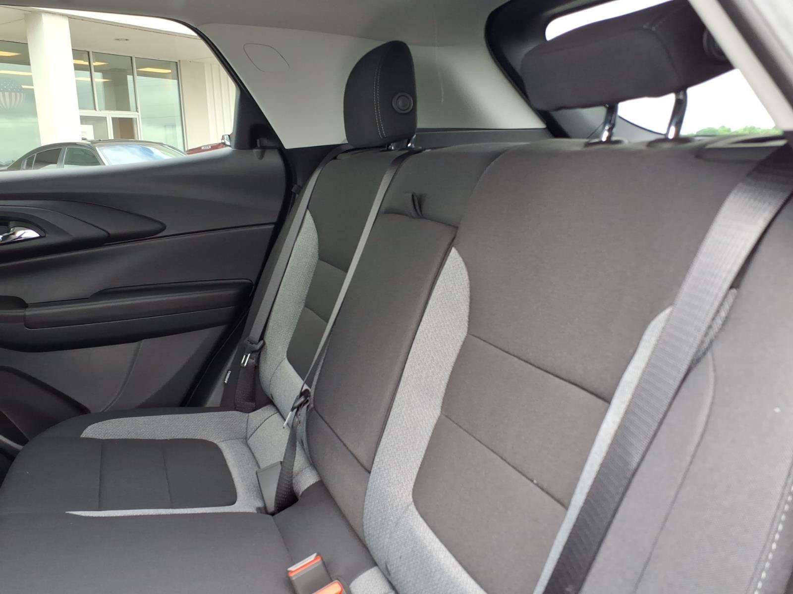 New 2026 Chevrolet TrailBlazer LT w/ Convenience Package FWD image 11