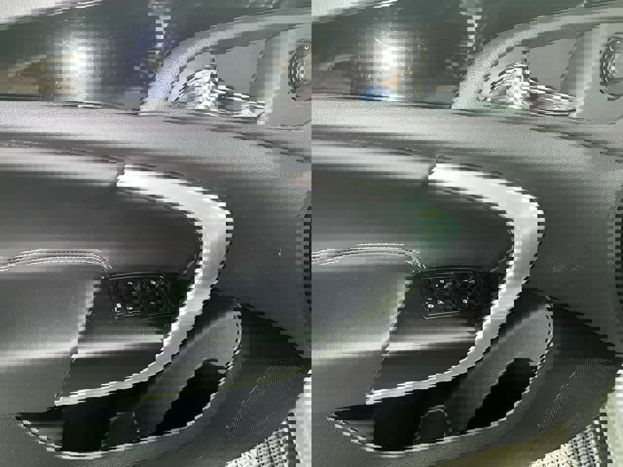 Used 2013 Buick Regal Premium FWD image 13