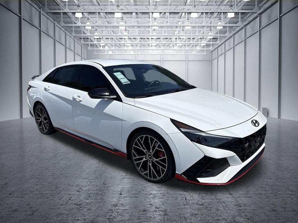 Used 2022 Hyundai Elantra N FWD image 8