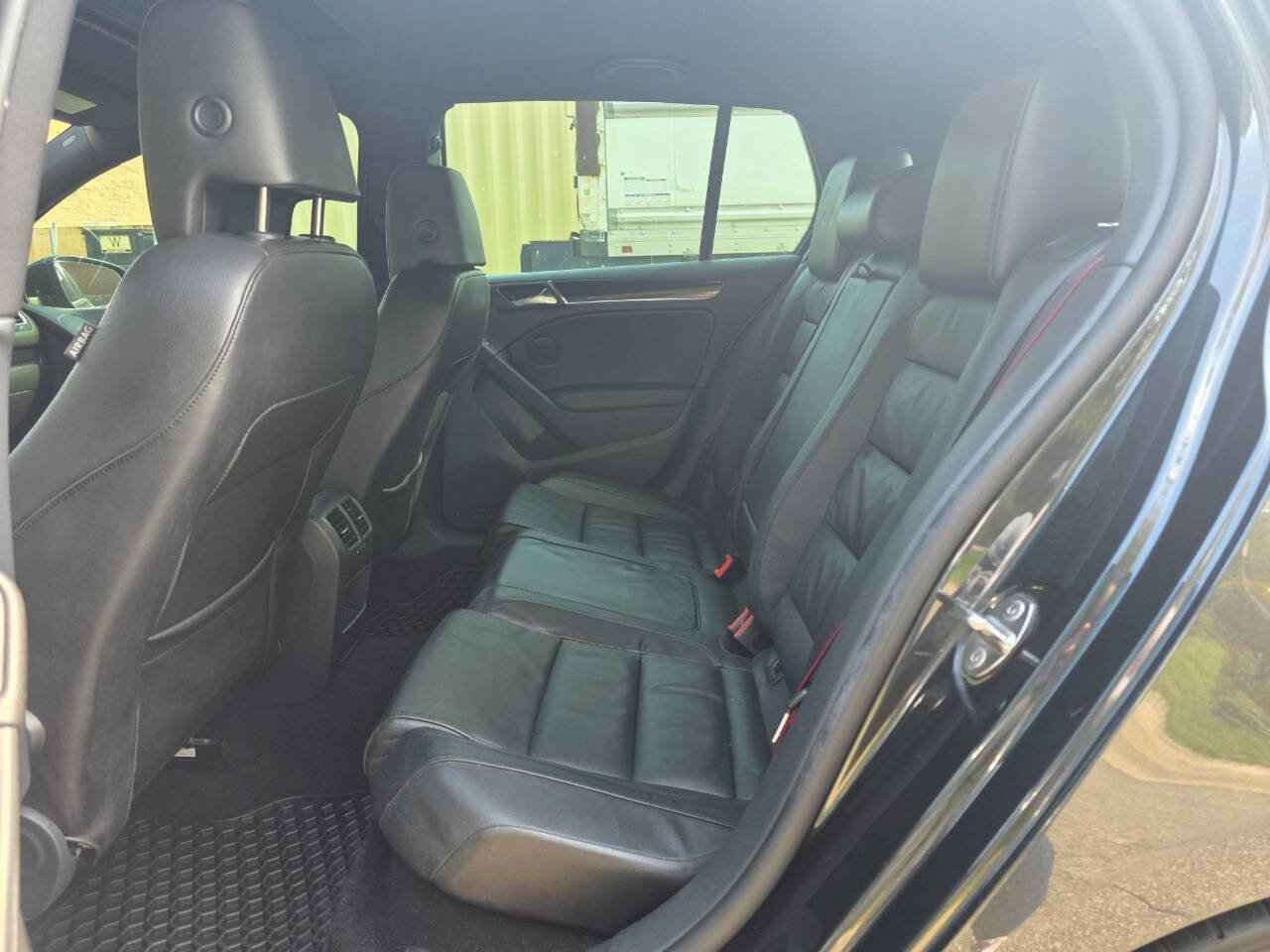 Used 2013 Volkswagen GTI Driver's Edition FWD image 24