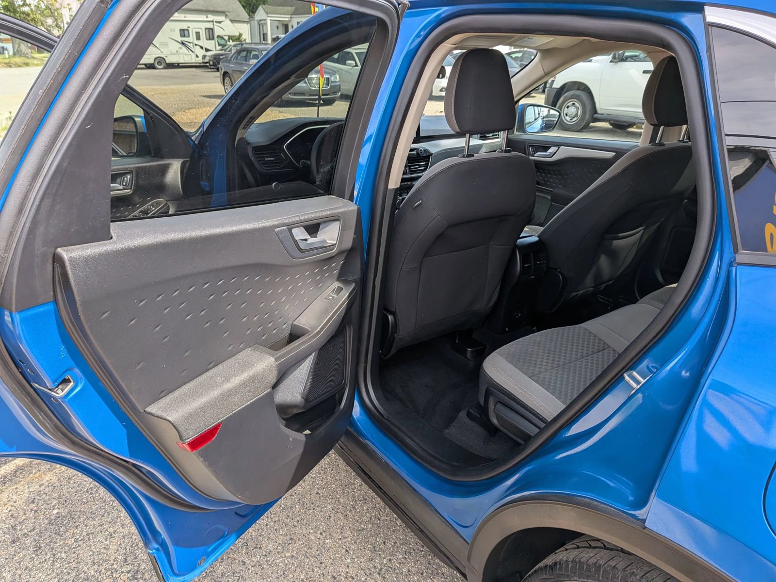 Used 2020 Ford Escape SE FWD image 25